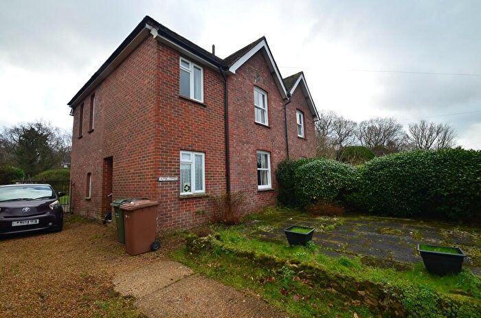 3 Bedroom Semi-Detached House To Rent In Hoe Lane, Guildford, GU5