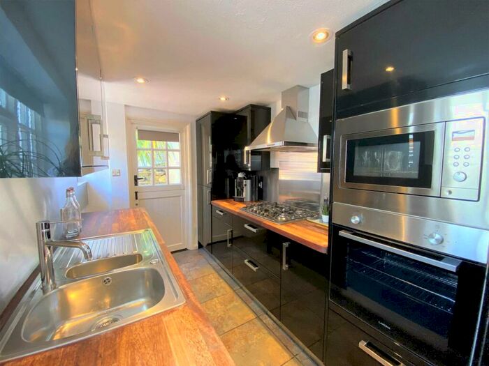 2 Bedroom Semi-Detached House To Rent In Oaten Hill, Canterbury, CT1