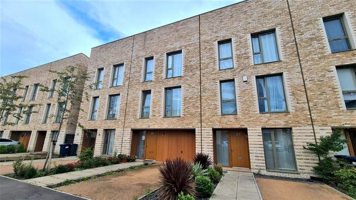 4 Bedroom Property To Rent In Camborne Road, Edgware HA8