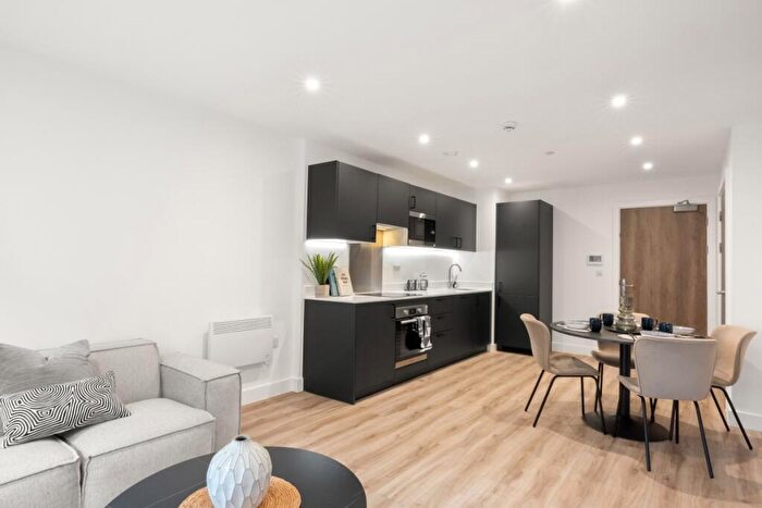 1 Bedroom Flat To Rent In Mercer West Madison East, LS2