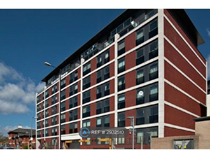 1 Bedroom Flat To Rent In High Street, Slough, SL1