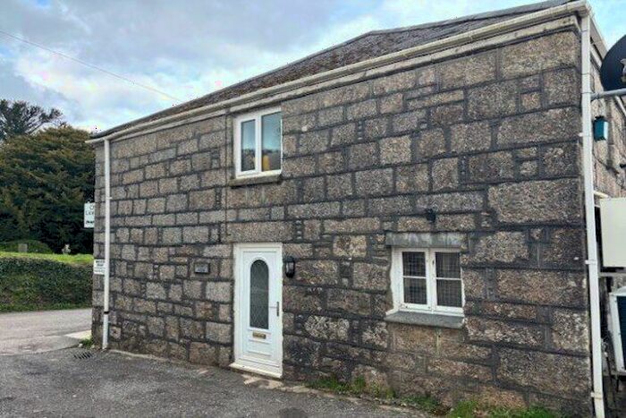 2 Bedroom Flat To Rent In Church View, Bodmin, PL30