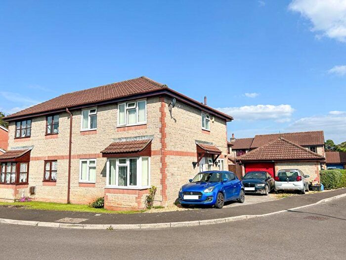 4 Bedroom Semi-Detached House For Sale In Constantine Court, Shepton Mallet, BA4