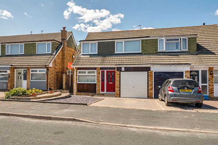 3 Bedroom Semi Detached House For Sale In Duchess Way, Swindon, SN2