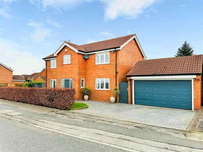 4 Bedroom Detached House For Sale In Westcroft Lane, Hambleton, Selby, YO8