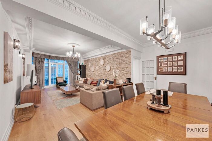 4 Bedroom Flat For Sale In Marylebone Road, London, NW1