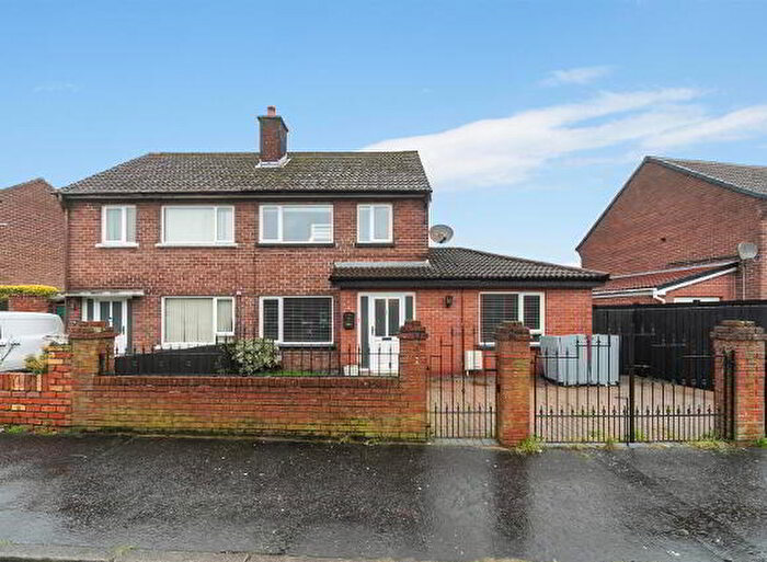 3 Bedroom Semi-Detached House For Sale In Riverdale Gardens, Belfast, BT11
