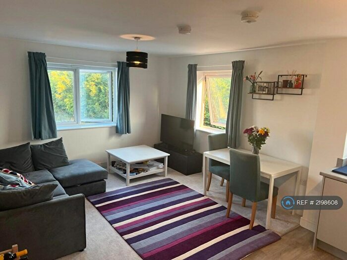 2 Bedroom Flat To Rent In Newton Leys, Milton Keynes, MK3