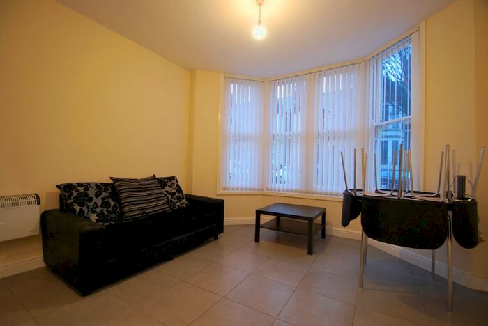 1 Bedroom Flat To Rent In Shirley Road, Roath, CF23