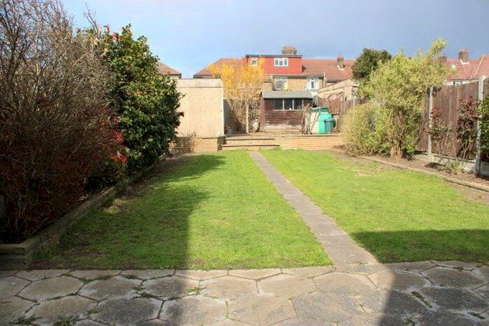 3 Bedroom Semi-Detached House To Rent In Sisley Road, Barking, IG11