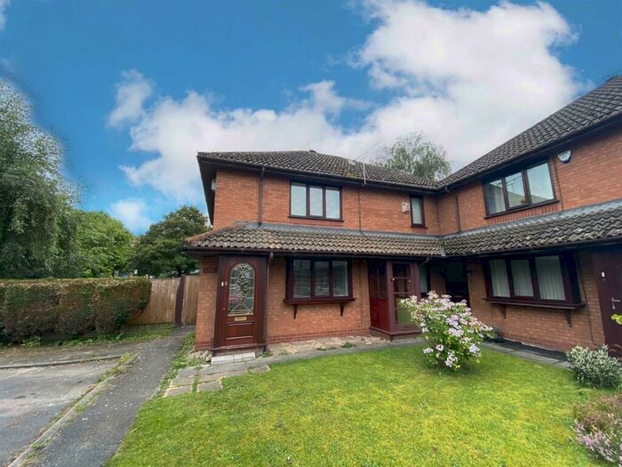 2 Bedroom Mews To Rent In Manor Avenue, Sale, M33