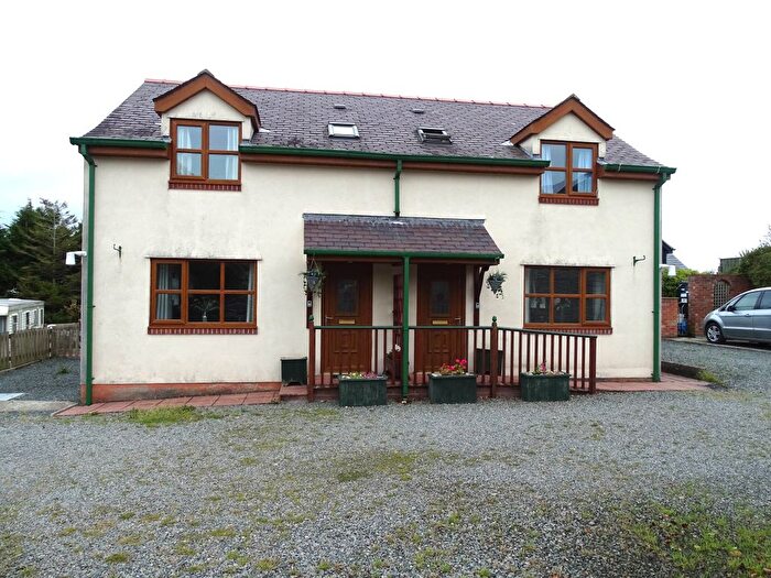 2 Bedroom Semi-Detached House To Rent In Sycamore Cottage, Benllech, Amlwch, Ynys Mon, LL74