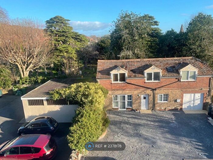 1 Bedroom Flat To Rent In Upper Coachouse, Weston-Super-Mare, BS23