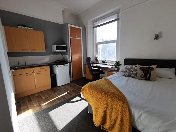 Studio To Rent In Bowden Hall, Plymouth, PL4