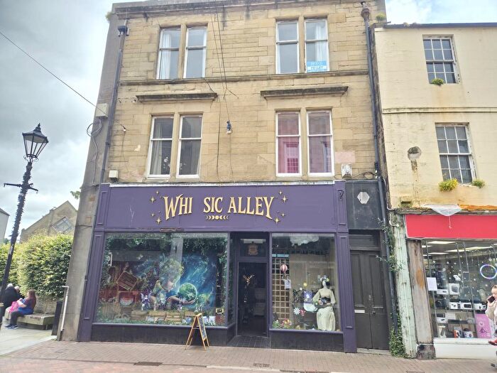 2 Bedroom Flat To Rent In High Street, Falkirk, FK1