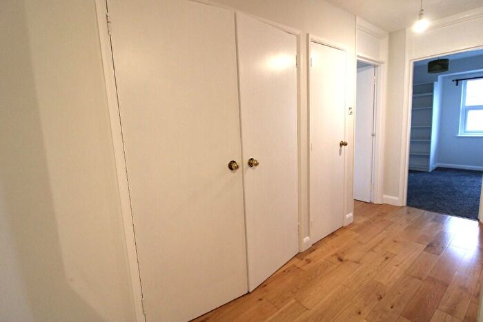2 Bedroom Apartment To Rent In Hulse Road, Southampton, Hampshire, SO15