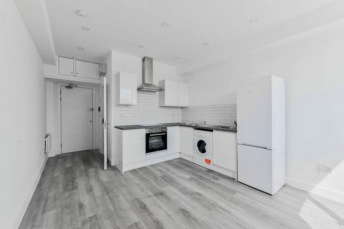 Studio To Rent In Stamford Hill, Stamford Hill, N16