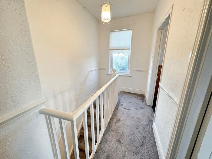 3 Bedroom Terraced House For Sale In Sunderland Road, Gilesgate, Durham, Durham, DH1