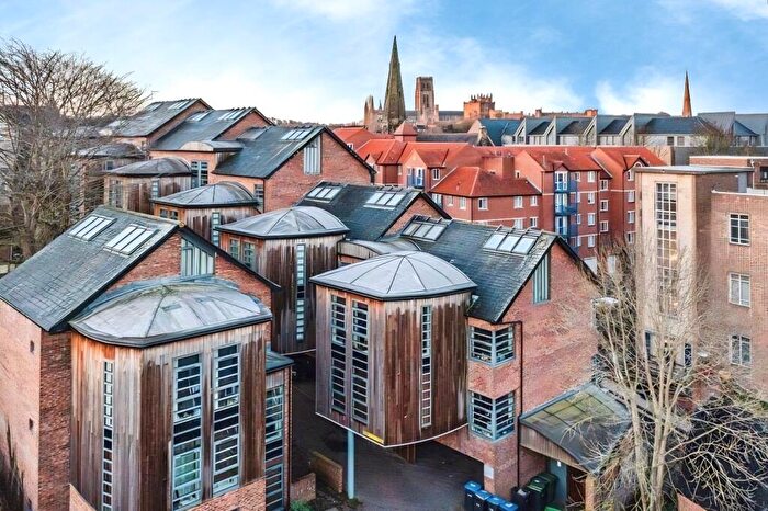 2 Bedroom Flat For Sale In Finney Terrace, Durham City, DH1