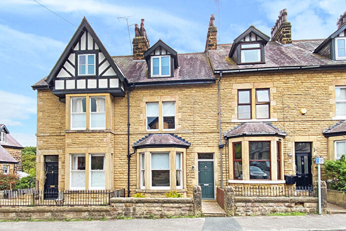 4 Bedroom Terraced House For Sale In Duchy Avenue, Harrogate, HG2