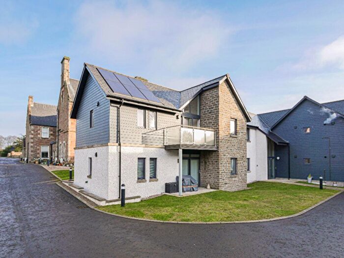 2 Bedroom Flat To Rent In Lairds Walk, Monifieth, Dundee, DD5