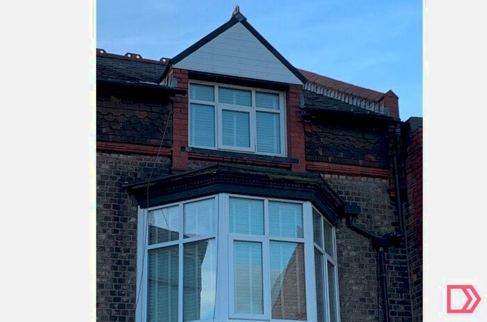 2 Bedroom Flat To Rent In A Station Road, Urmston, Manchester, Greater Manchester, M41