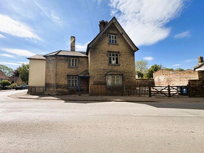 5 Bedroom Link Detached House For Sale In High Street, Bassingbourn, Royston, Cambridgeshire, SG8