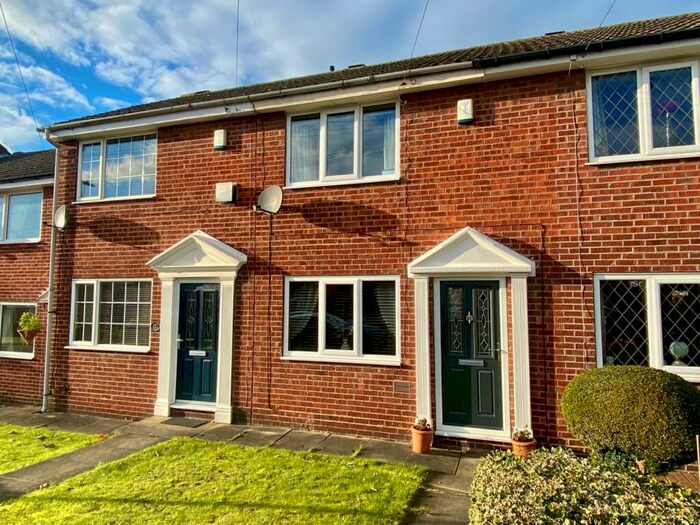 2 Bedroom Town House To Rent In Oakway, Birkenshaw, BD11