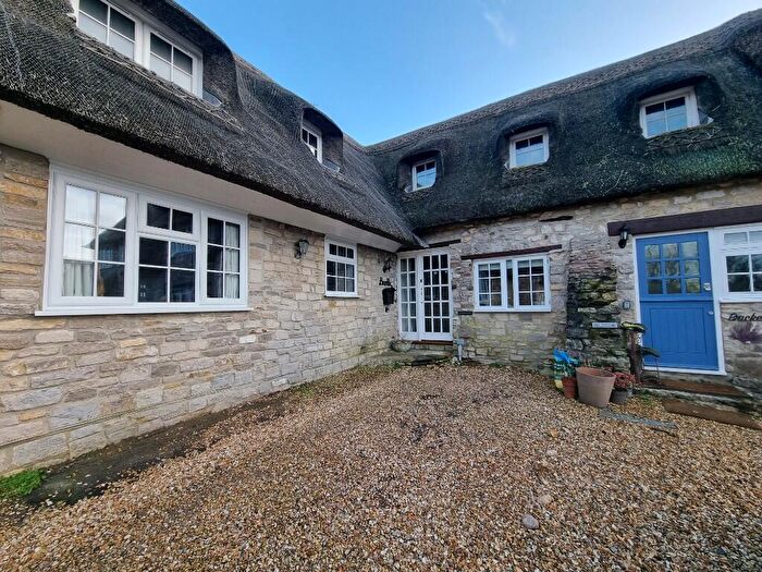 1 Bedroom Cottage To Rent In , DT3