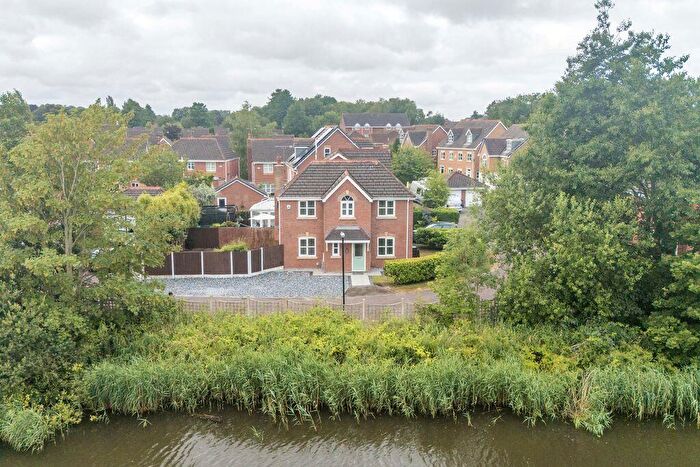 4 Bedroom Detached House For Sale In Clough Avenue, Burscough, L40