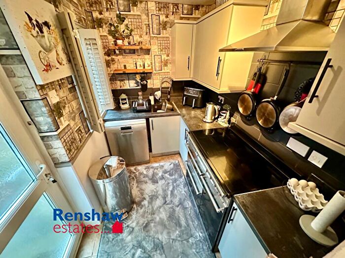 2 Bedroom End Of Terrace House For Sale In Byron Street, Ilkeston, Derbyshire, DE7