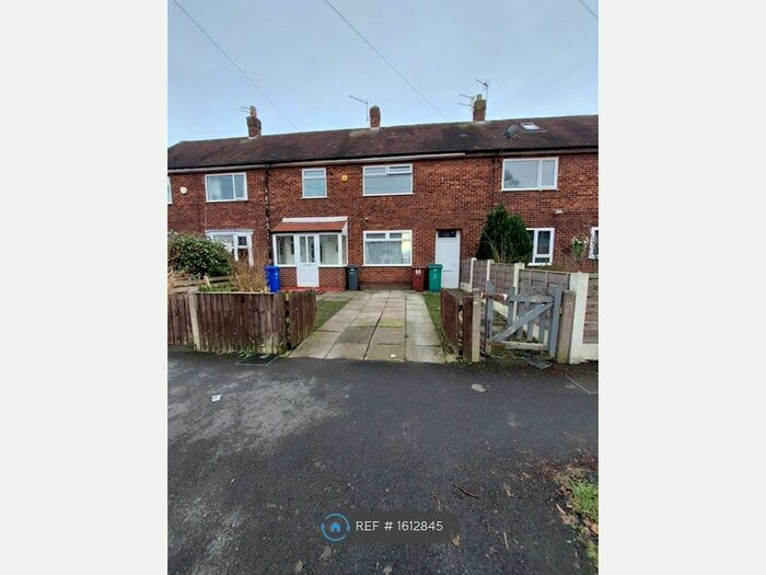 3 Bedroom Terraced House To Rent In Robinswood Road, Manchester, M22