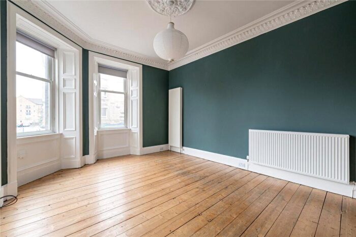 2 Bedroom Apartment To Rent In Easter Road, Edinburgh, Midlothian, EH6