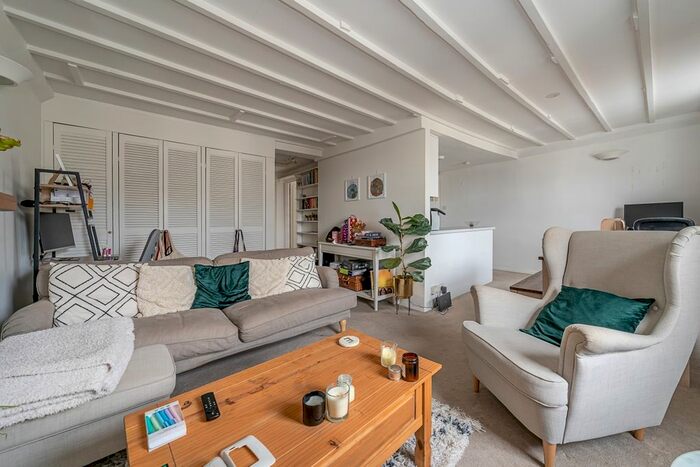 1 Bedroom Flat To Rent In Belgrave Road, London, SW1V