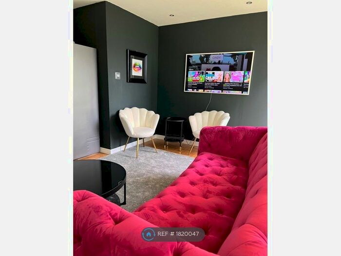 3 Bedroom Flat To Rent In Bothwell Street, Glasgow, G2