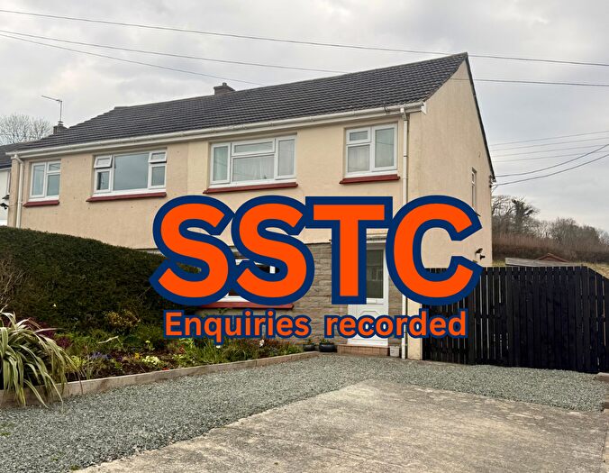 3 Bedroom Semi Detached House For Sale In Brongwinau, Comins Coch, SY23