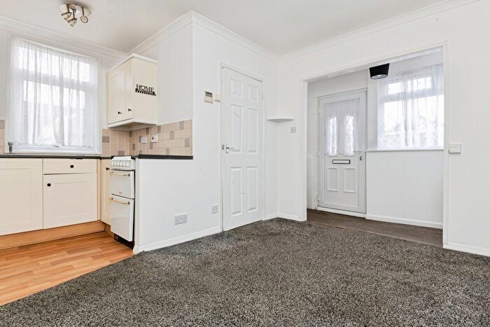 2 Bedroom Bungalow For Sale In Bentley Avenue, Jaywick, Clacton-On-Sea, Essex, CO15