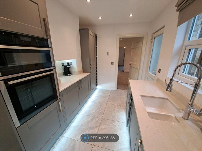 2 Bedroom Terraced House To Rent In Huntingdon Road, Huntingdon, PE28