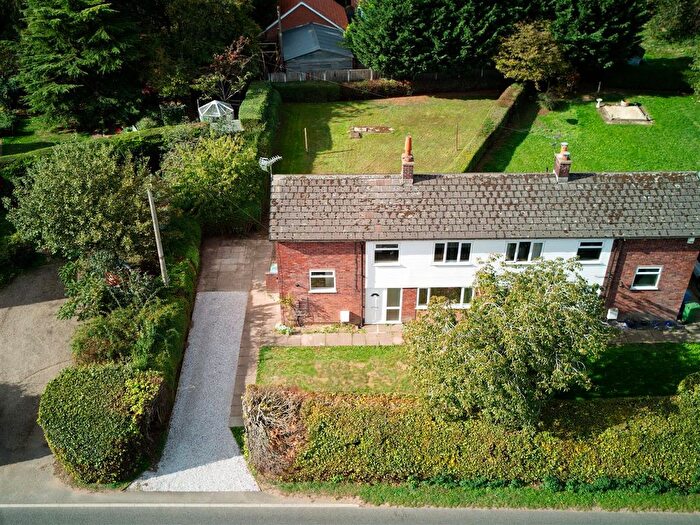3 Bedroom Semi-Detached House For Sale In Green Mile Lane, Babworth, DN22