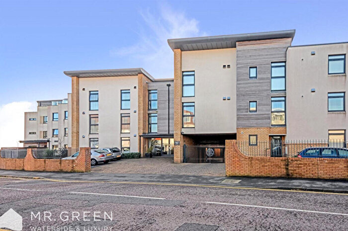 2 Bedroom Apartment For Sale In Admirals Point, - St. Catherines Road, Bournemouth, BH6