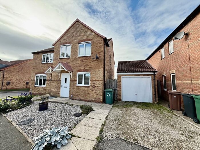 3 Bedroom Semi Detached House For Sale In Whistlewood Close, Hartlepool, TS25