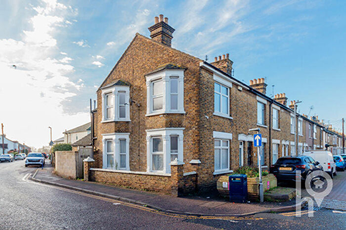 2 Bedroom End Of Terrace House For Sale In Unity Street, Sheerness, ME12