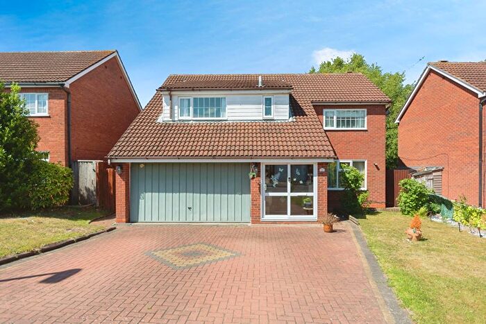 4 Bedroom Property For Sale In Barnfield Drive, Solihull, B92