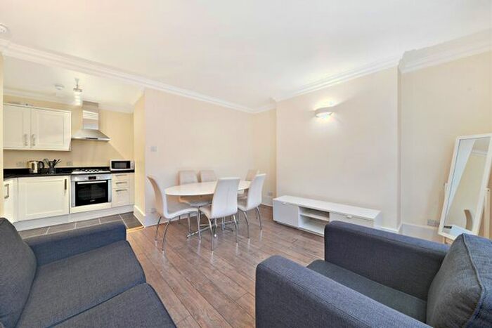 1 Bedroom Flat To Rent In New Oxford Street, London, WC1A