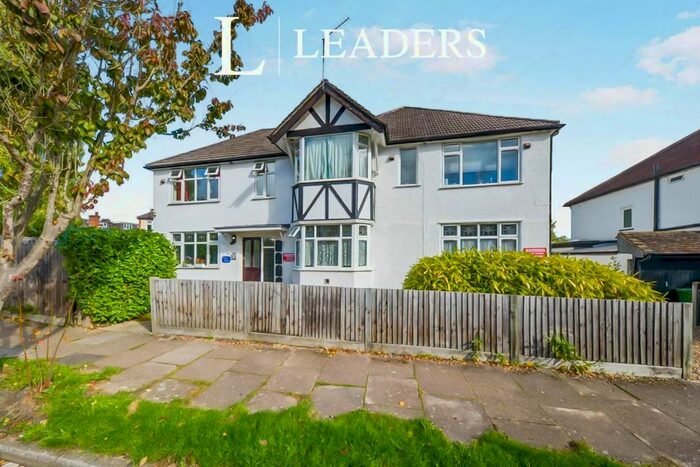 1 Bedroom Flat To Rent In Flora Grove, St.Albans, AL1