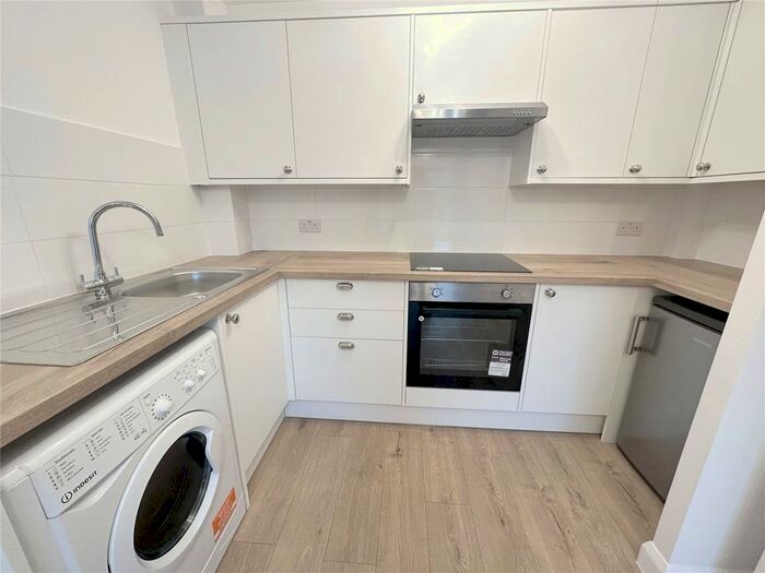1 Bedroom Flat To Rent In Raven Close, London, NW9