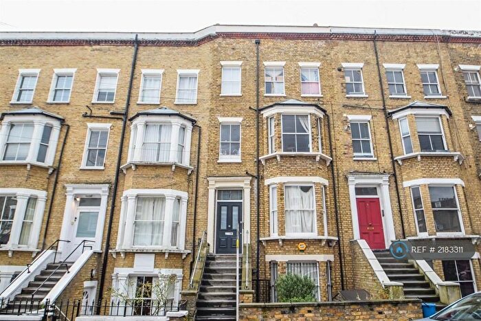 3 Bedroom Flat To Rent In Springdale Road, London, N16