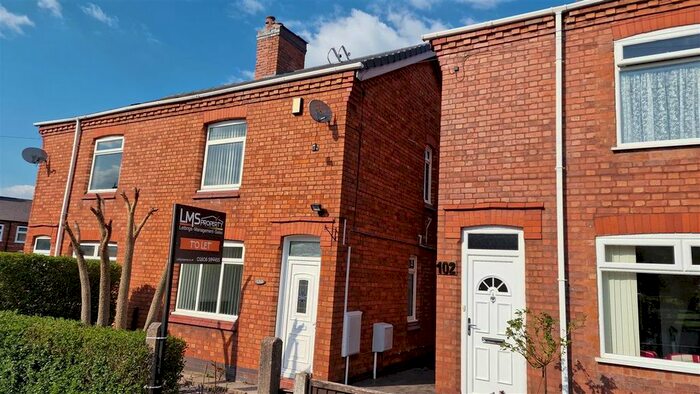 3 Bedroom Semi-Detached House To Rent In Queensway, Winsford, CW7