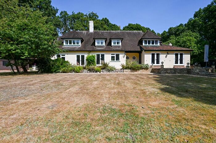 4 Bedroom Detached House For Sale In Crow Hill, Crow, Ringwood, BH24