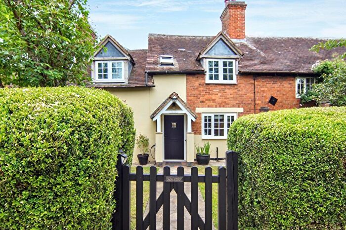 3 Bedroom Cottage For Sale In Maxstoke Close, Meriden, CV7